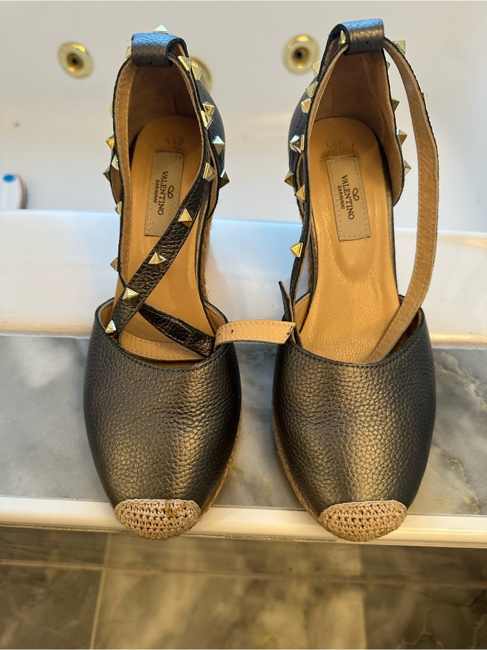 Valentino Garavani shoes, wrap around the ankle!